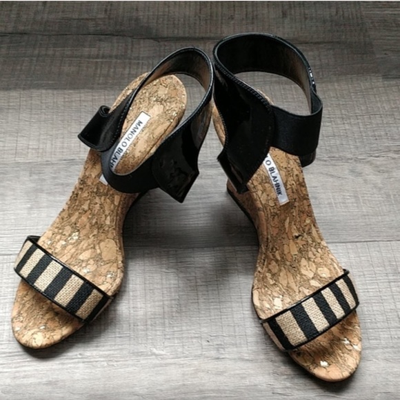 Manolo Blahnik black patent leather  striped wedge - Picture 2 of 3